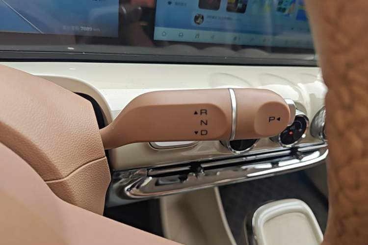 Used Wuling Bingo 2025 410 km Lingxi Deluxe Edition Gear Lever