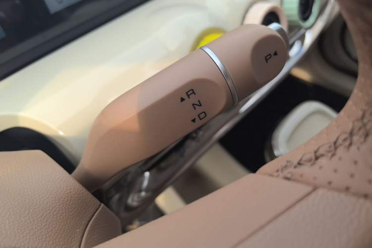 Used Wuling Bingo 2025 410 km Lingxi Deluxe Edition Gear Lever