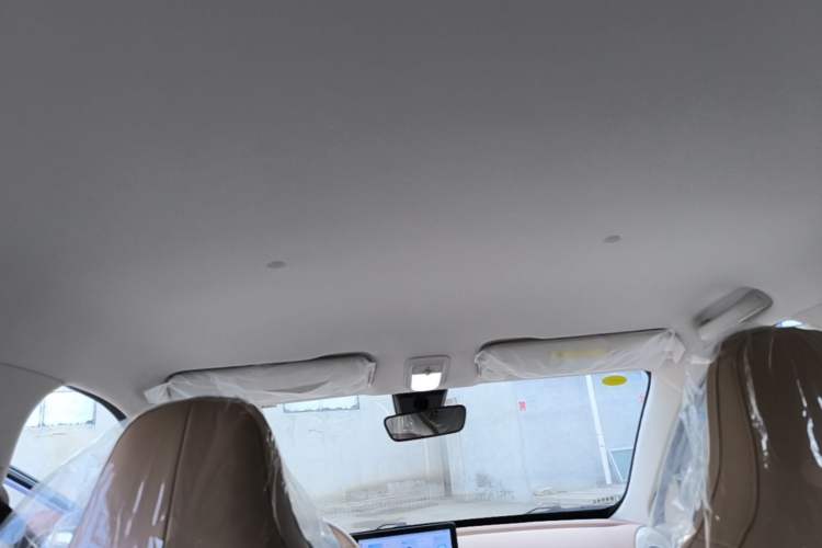 Used Wuling Bingo 2025 333 km Enjoyment Version Headliner
