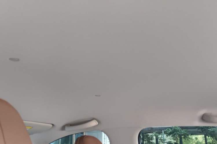 Used Wuling Bingo 2025 333 km Lingxi Deluxe Edition Headliner
