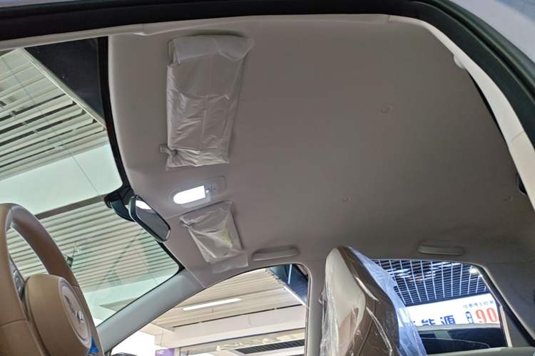 Used Wuling Bingo 2025 333 km Enjoyment Version Headliner