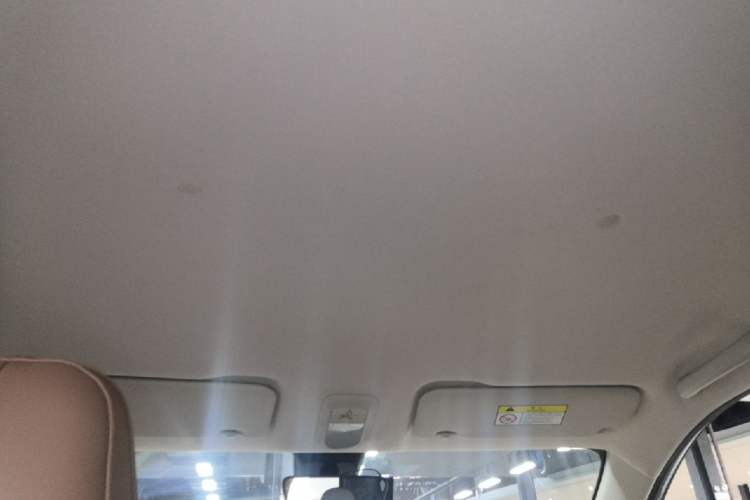 Used Wuling Bingo 2025 333 km Enjoyment Version Headliner