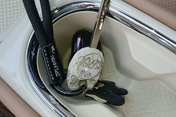 Used Wuling Bingo 2025 333 km Lingxi Deluxe Edition Interior 1