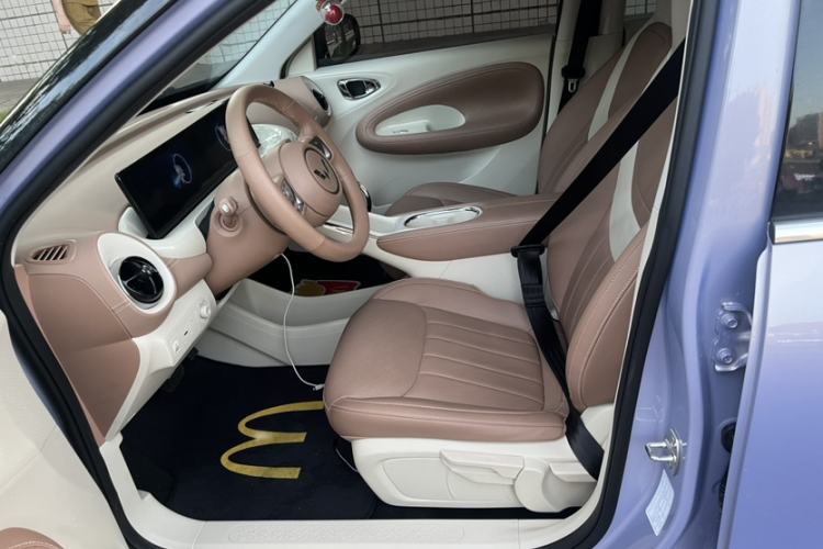 Used Wuling Bingo 2025 333 km Lingxi Deluxe Edition Interior 2