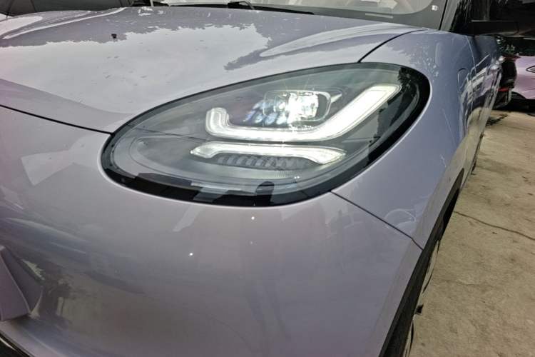 Used Wuling Bingo 2025 410 km Lingxi Deluxe Edition Left Front Headlight