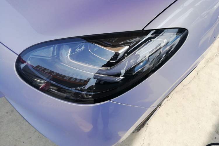 Used Wuling Bingo 2025 333 km Lingxi Connected Version Left Front Headlight