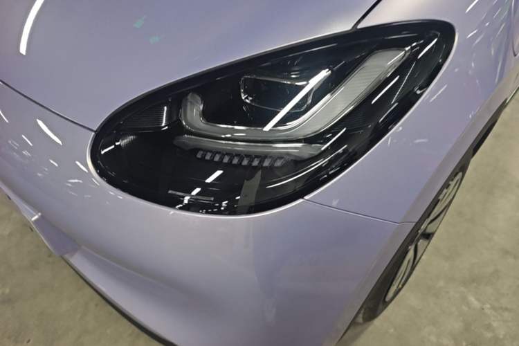 Used Wuling Bingo 2025 333 km Lingxi Deluxe Edition Left Front Headlight