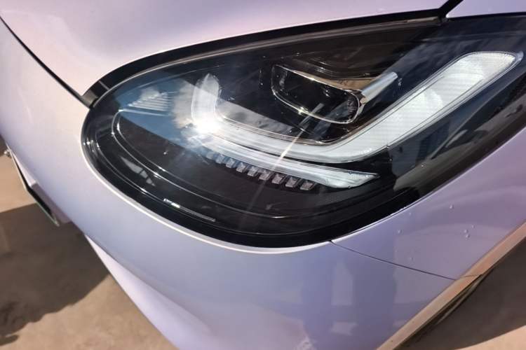 Used Wuling Bingo 2025 333 km Lingxi Deluxe Edition Left Front Headlight