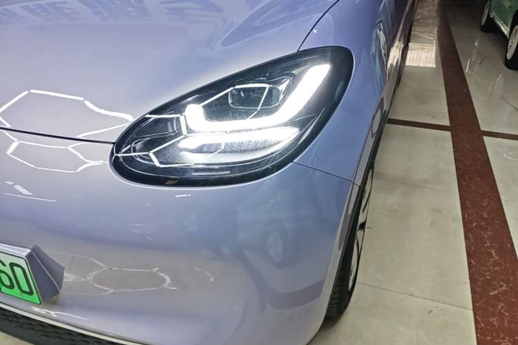 Used Wuling Bingo 2025 410 km Lingxi Deluxe Edition Left Front Headlight