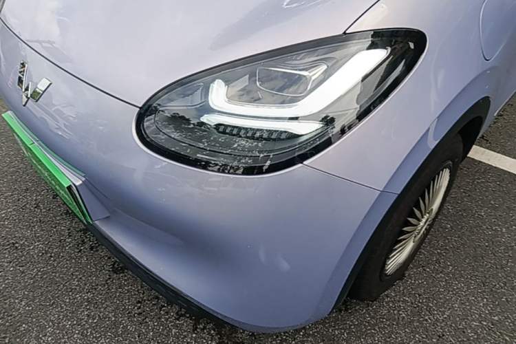 Used Wuling Bingo 2025 333 km Lingxi Deluxe Edition Left Front Headlight