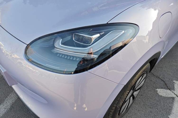 Used Wuling Bingo 2025 410 km Lingxi Deluxe Edition Left Front Headlight