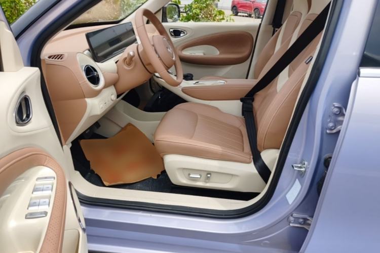 Used Wuling Bingo 2025 410 km Lingxi Deluxe Edition Left Front Seat