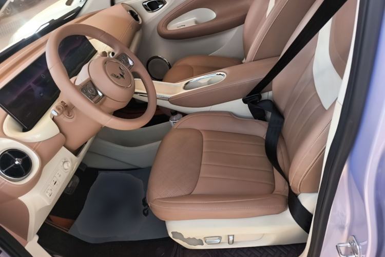 Used Wuling Bingo 2025 333 km Lingxi Deluxe Edition Left Front Seat