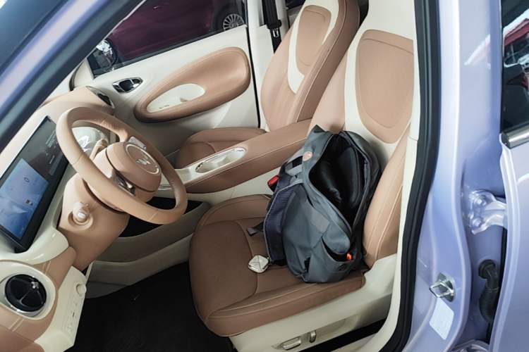 Used Wuling Bingo 2025 333 km Lingxi Deluxe Edition Left Front Seat