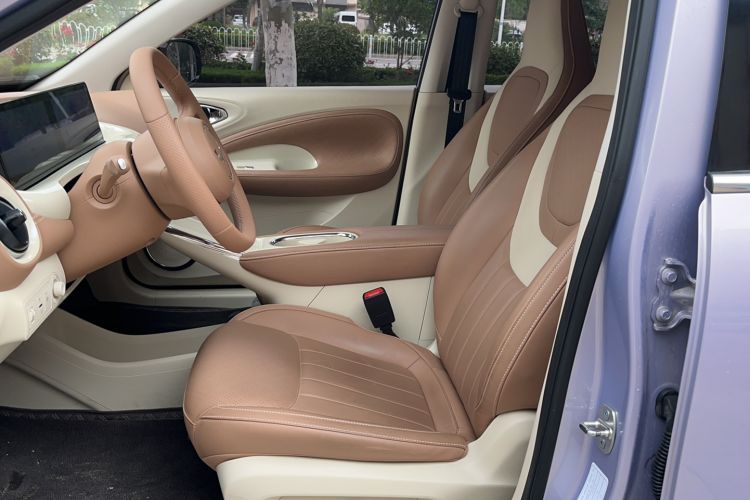 Used Wuling Bingo 2025 410 km Lingxi Deluxe Edition Left Front Seat