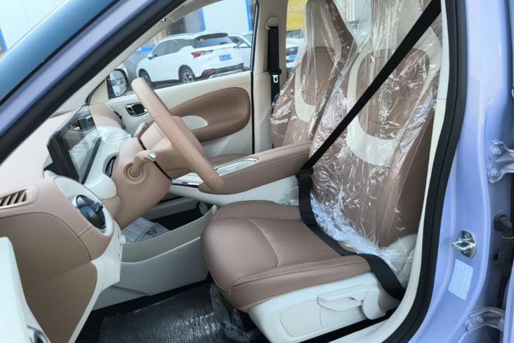 Used Wuling Bingo 2025 333 km Enjoyment Version Left Front Seat