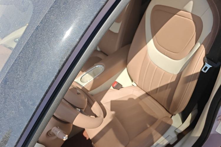 Used Wuling Bingo 2025 333 km Lingxi Connected Version Left Front Seat