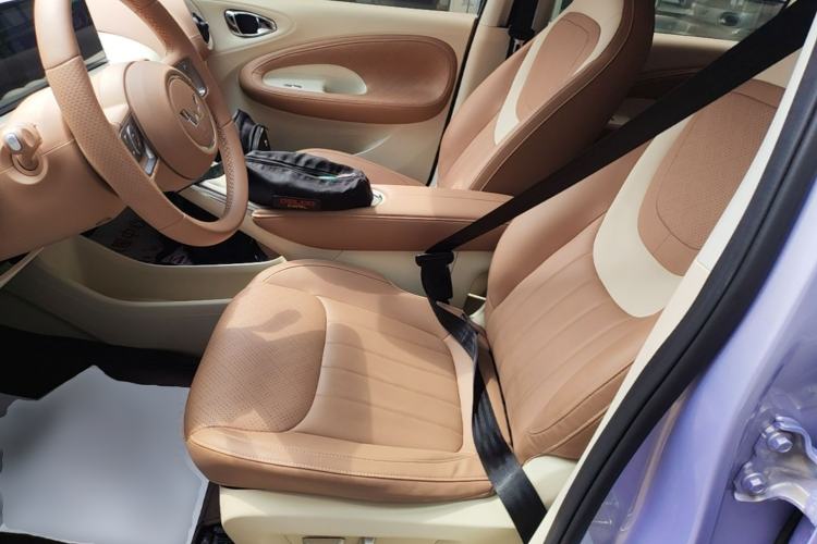 Used Wuling Bingo 2025 410 km Lingxi Deluxe Edition Left Front Seat