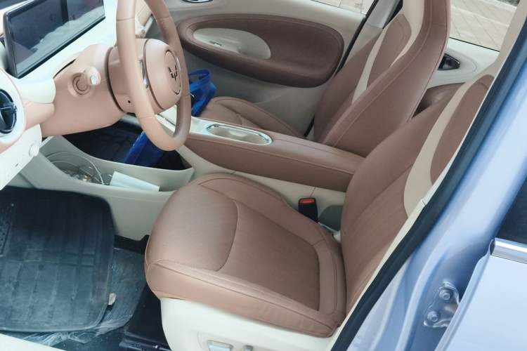 Used Wuling Bingo 2025 333 km Lingxi Deluxe Edition Left Front Seat