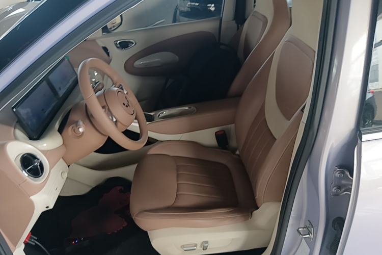 Used Wuling Bingo 2025 410 km Lingxi Deluxe Edition Left Front Seat