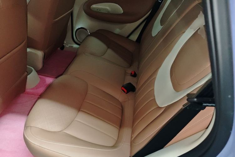 Used Wuling Bingo 2025 333 km Lingxi Deluxe Edition Left Rear Seat