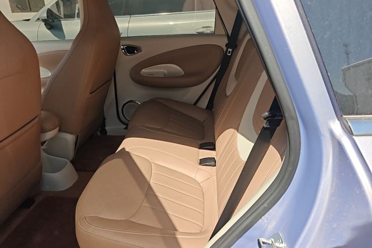 Used Wuling Bingo 2025 333 km Lingxi Connected Version Left Rear Seat