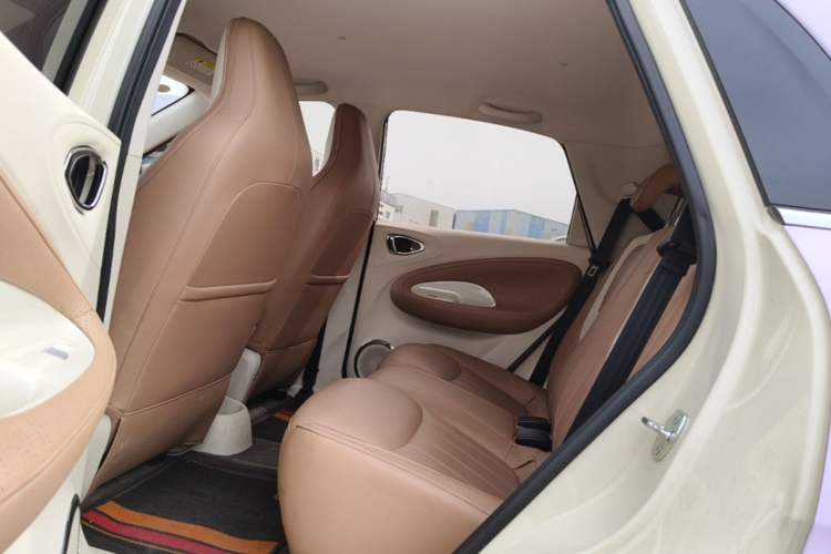 Used Wuling Bingo 2025 410 km Lingxi Deluxe Edition Left Rear Seat