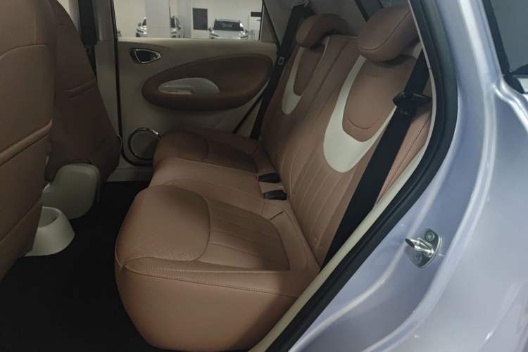 Used Wuling Bingo 2025 410 km Lingxi Deluxe Edition Left Rear Seat