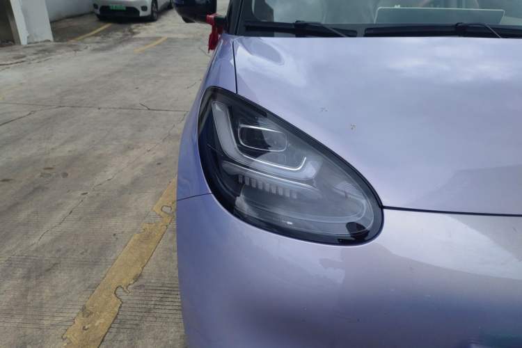 Used Wuling Bingo 2025 410 km Lingxi Deluxe Edition Right Front Headlight