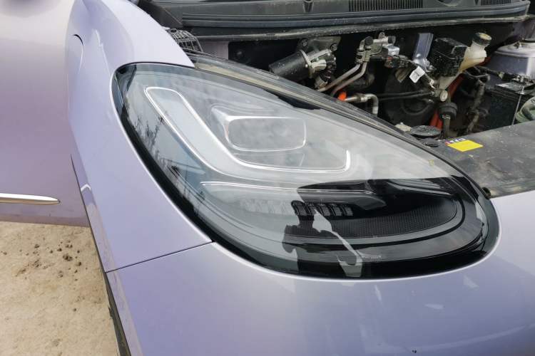 Used Wuling Bingo 2025 410 km Lingxi Deluxe Edition Right Front Headlight
