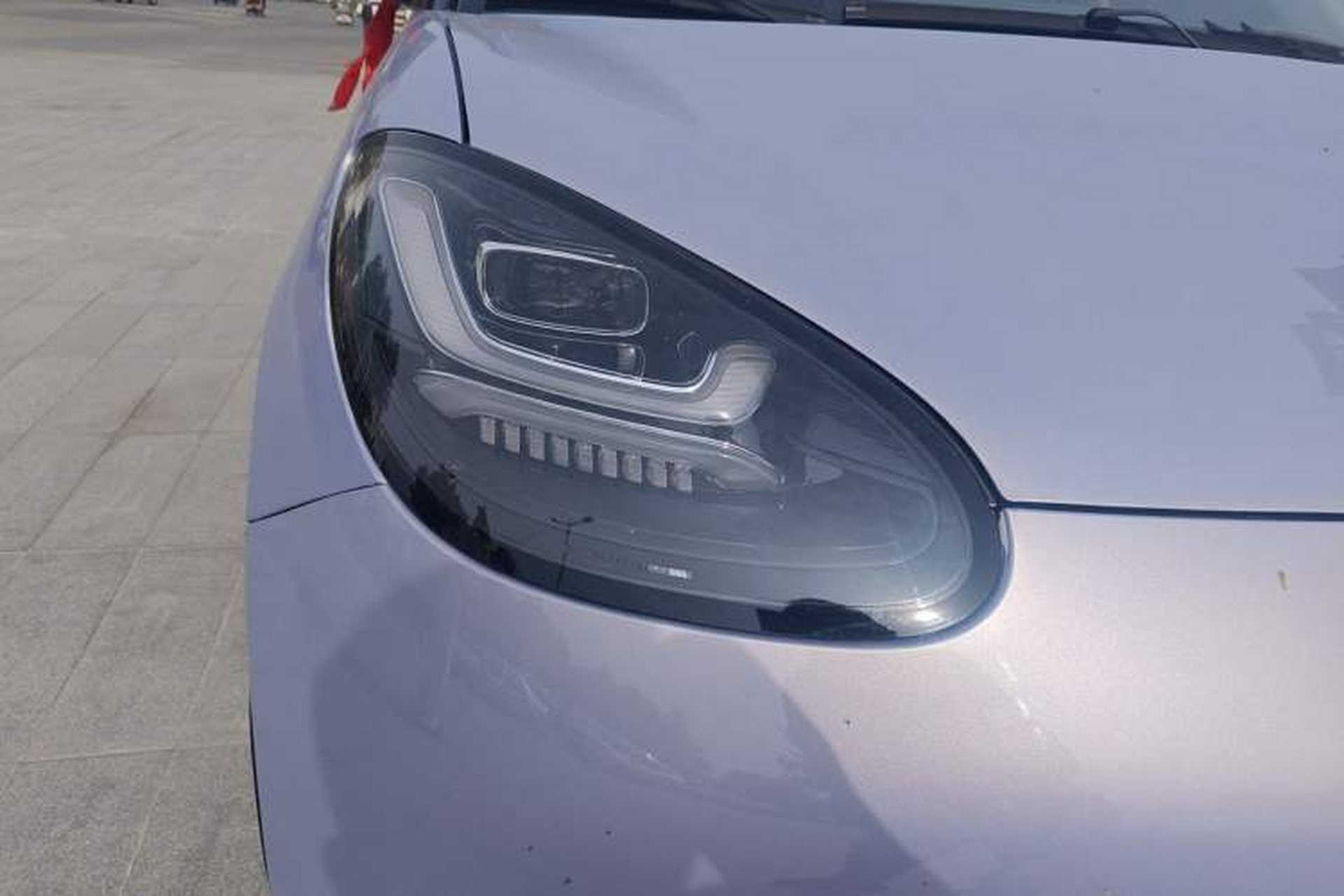 Used Wuling Bingo 2025 333 km Lingxi Connected Version Right Front Headlight
