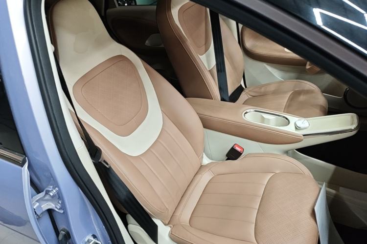 Used Wuling Bingo 2025 410 km Lingxi Deluxe Edition Right Front Seat