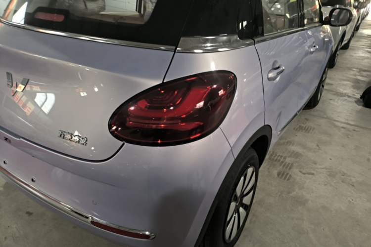 Used Wuling Bingo 2025 333 km Enjoyment Version Right Rear Taillight