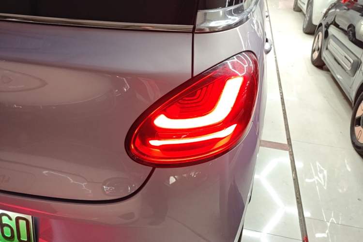 Used Wuling Bingo 2025 410 km Lingxi Deluxe Edition Right Rear Taillight
