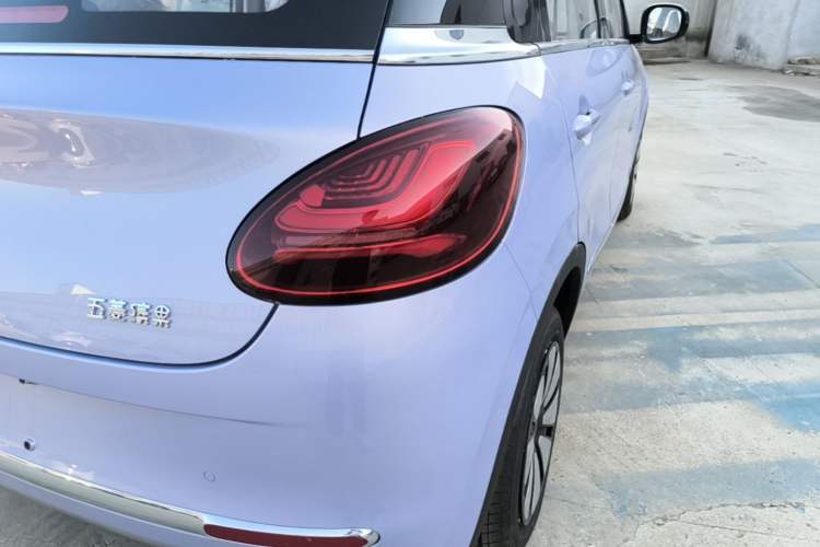 Used Wuling Bingo 2025 333 km Enjoyment Version Right Rear Taillight