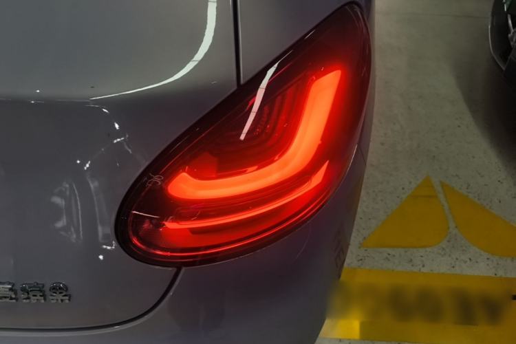 Used Wuling Bingo 2025 410 km Lingxi Deluxe Edition Right Rear Taillight