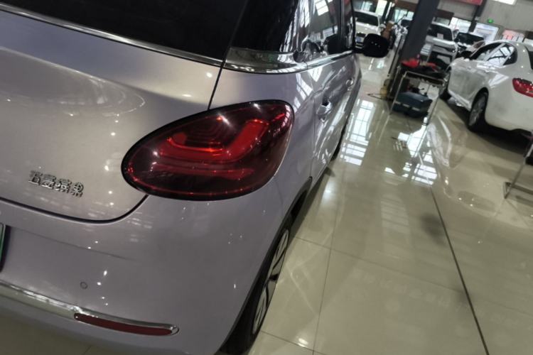 Used Wuling Bingo 2025 333 km Lingxi Connected Version Right Rear Taillight