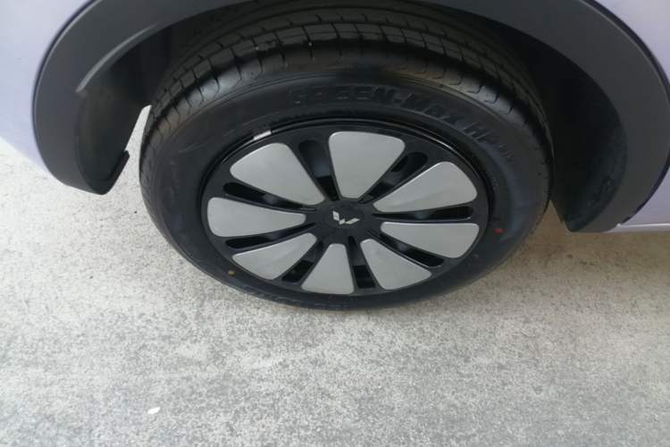 Used Wuling Bingo 2025 333 km Enjoyment Version Right Rear Wheel Hub