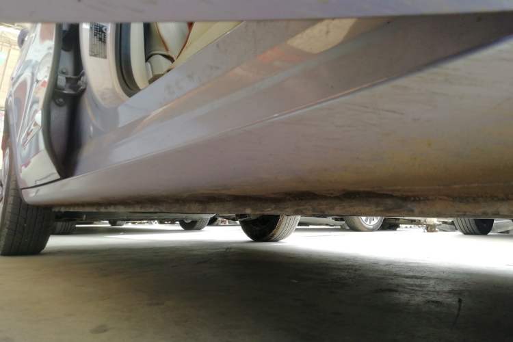 Used Wuling Bingo 2025 333 km Lingxi Connected Version Right Side Sill