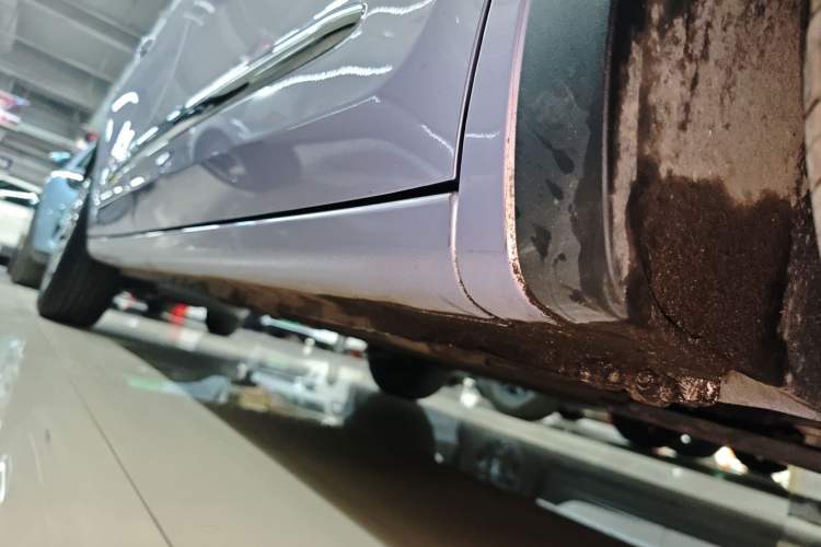 Used Wuling Bingo 2025 333 km Lingxi Deluxe Edition Right Side Sill