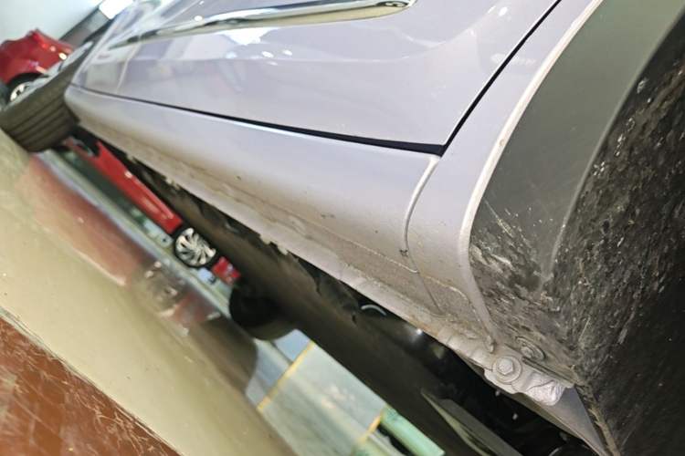 Used Wuling Bingo 2025 333 km Enjoyment Version Right Side Sill