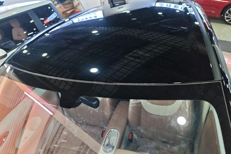 Used Wuling Bingo 2025 333 km Enjoyment Version Roof