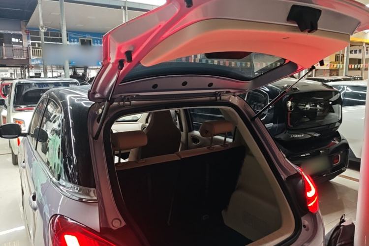 Used Wuling Bingo 2025 410 km Lingxi Deluxe Edition Trunk