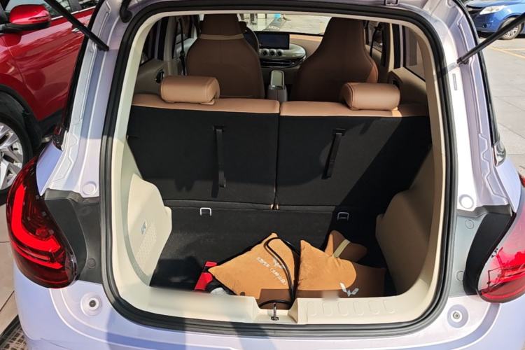 Used Wuling Bingo 2025 410 km Lingxi Deluxe Edition Trunk