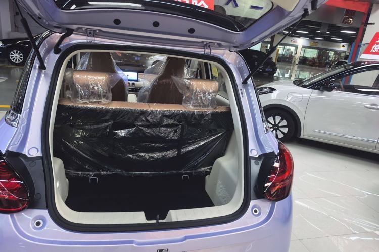 Used Wuling Bingo 2025 333 km Enjoyment Version Trunk