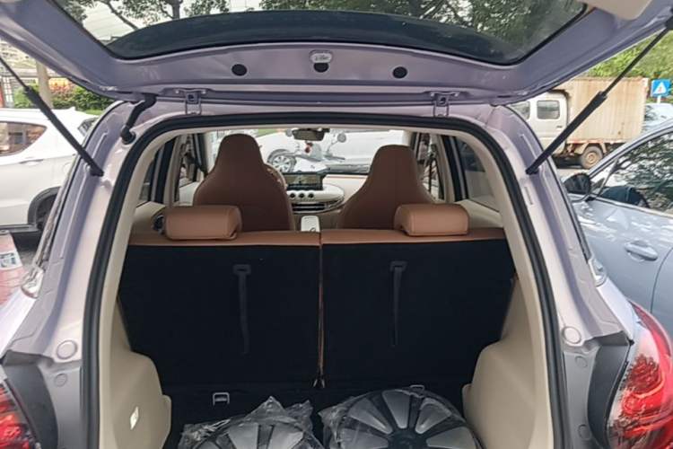 Used Wuling Bingo 2025 333 km Lingxi Deluxe Edition Trunk
