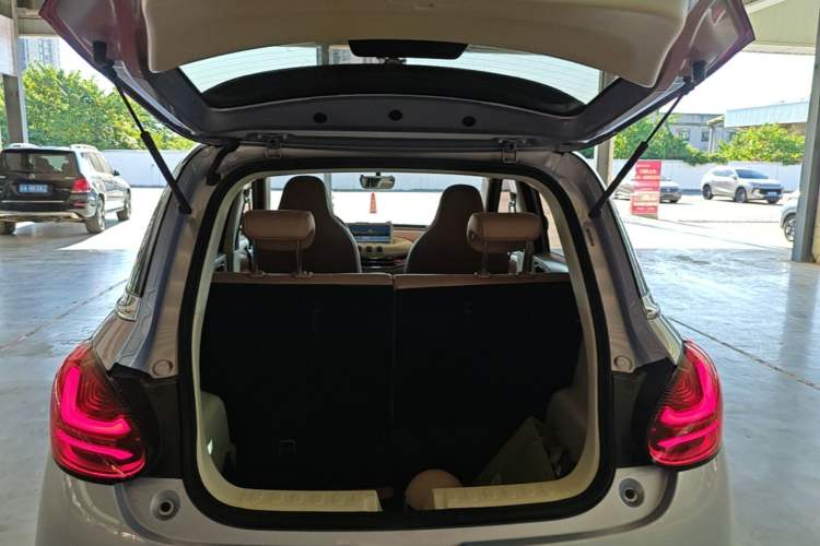 Used Wuling Bingo 2025 333 km Lingxi Connected Version Trunk