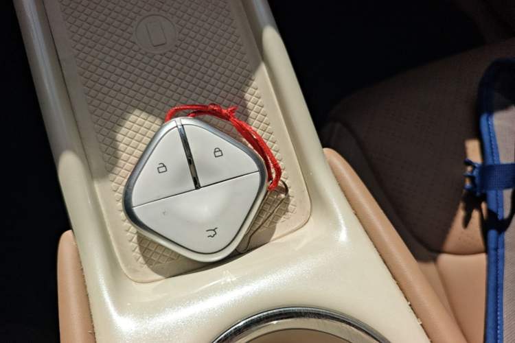 Used Wuling Bingo 2025 410 km Lingxi Deluxe Edition Vehicle Key