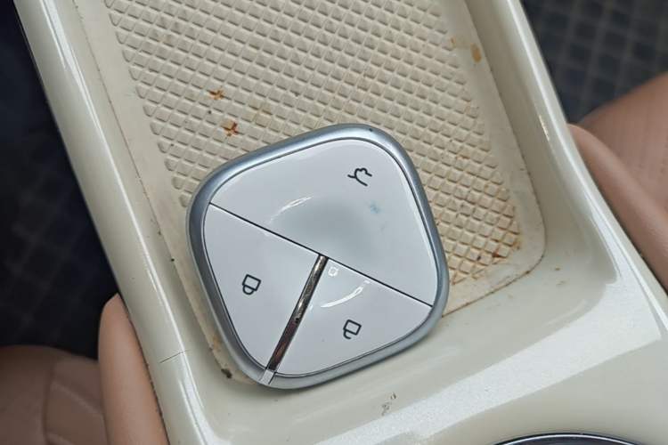 Used Wuling Bingo 2025 410 km Lingxi Deluxe Edition Vehicle Key