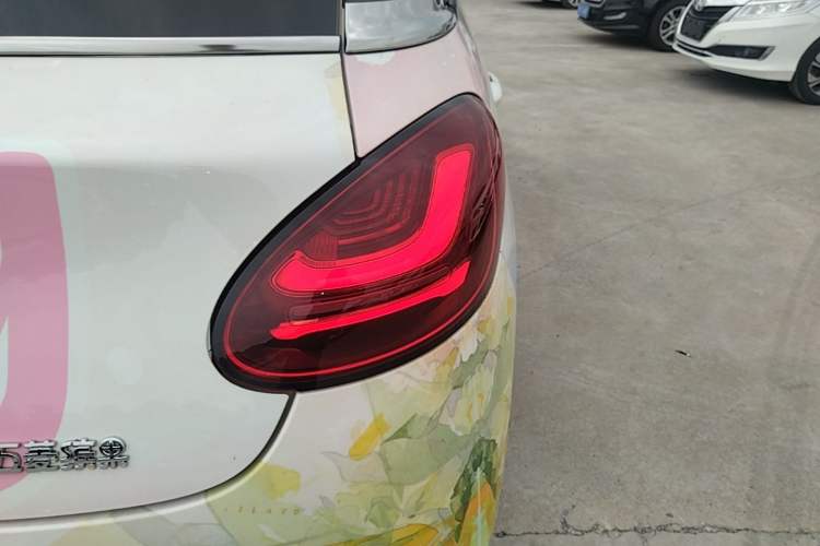 Used Wuling Bingo 2025 410 km Lingxi Deluxe Edition Right Rear Taillight